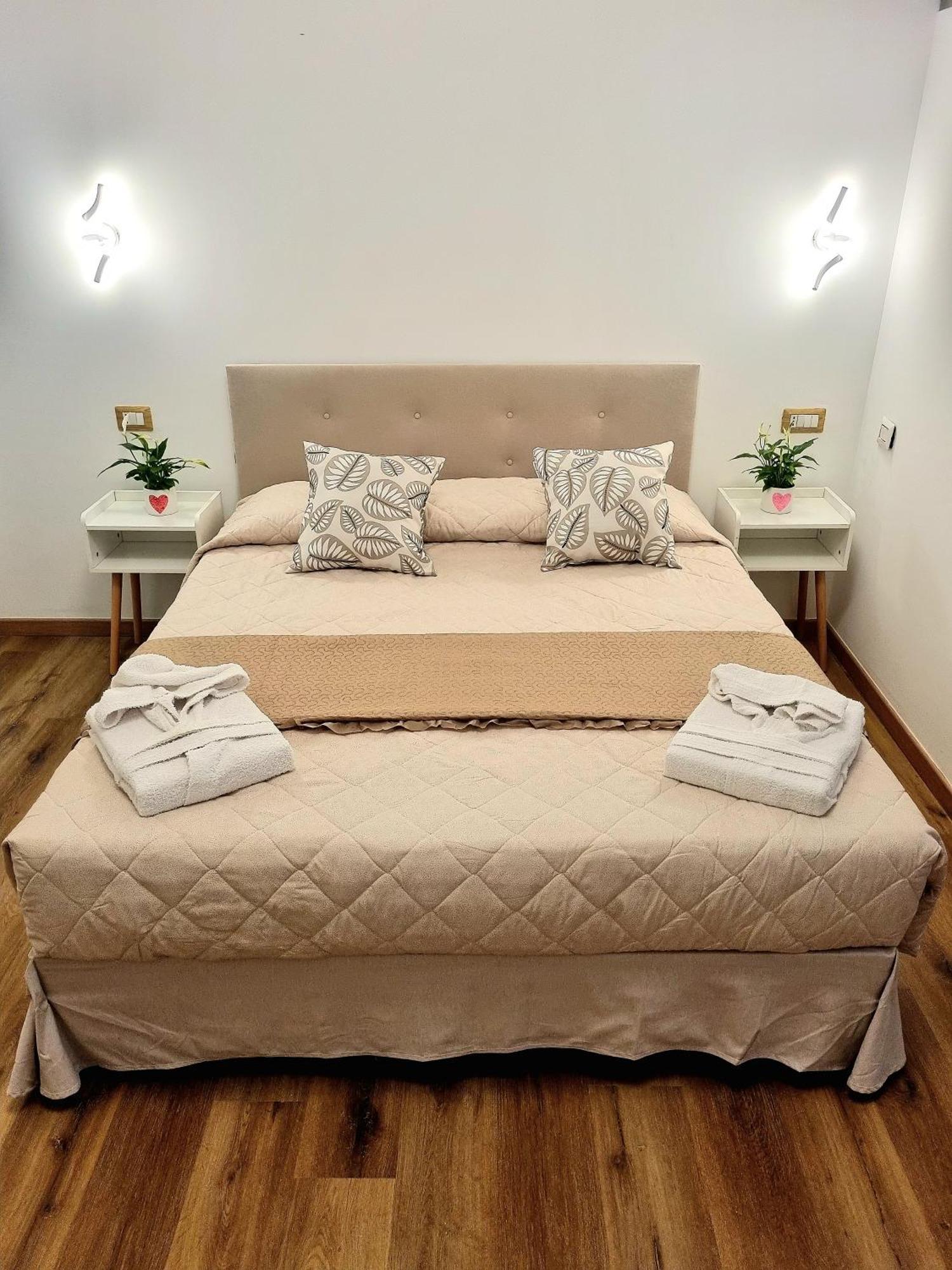 أوبرا B&B Italo House المظهر الخارجي الصورة